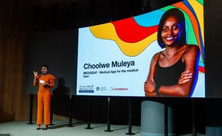 Empowering Deaf youth for a future of employment and success: iSchoolAfrica’s inaugural Deaf Developers Programme